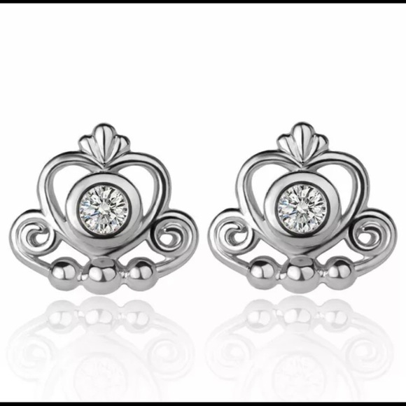 New! 925 Silver Fairytale Stud Earrings! - Picture 3 of 4